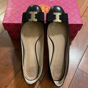 Tory Burch Gemini Bow Flat
